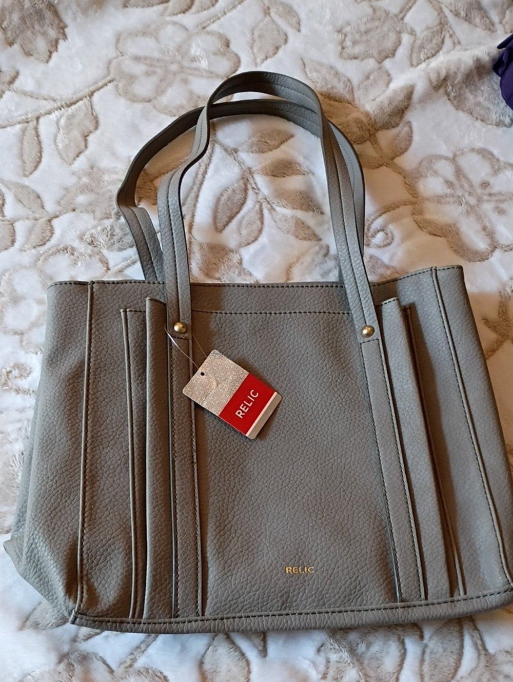 Relic Women's Light Gray Pebbled Tote with Gold Logo